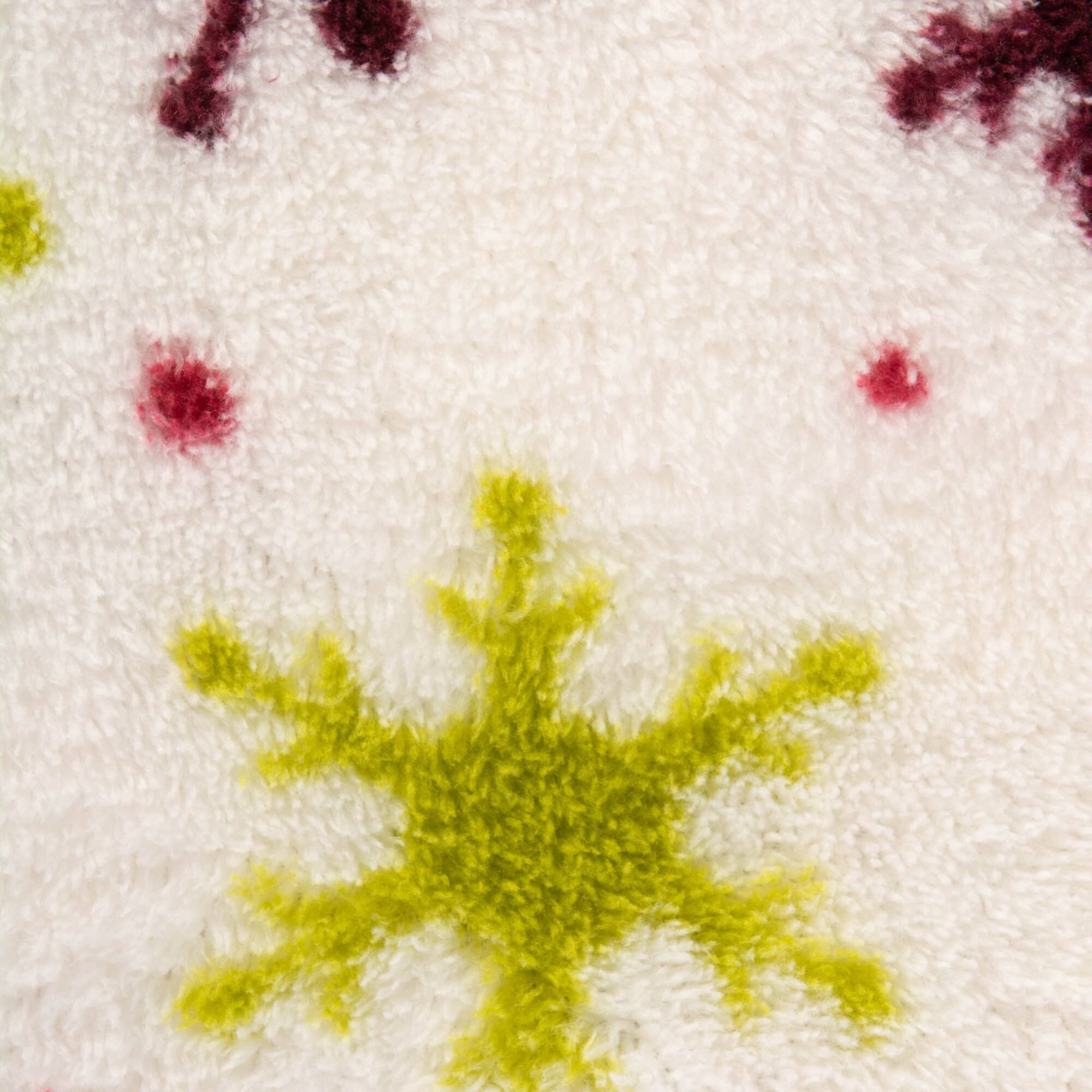DII® Holiday 2-Pack Snowflake Plush Fleece Blanket